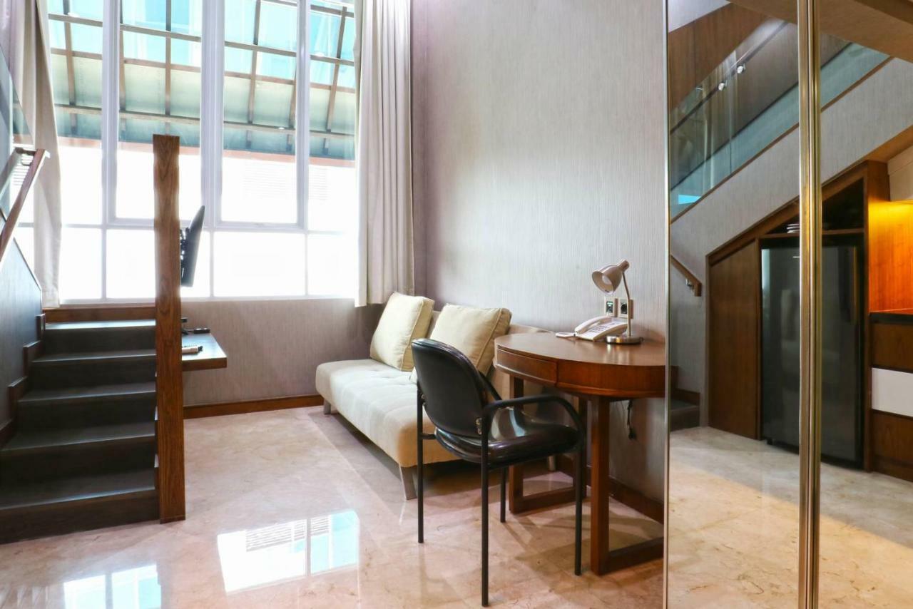 The Baile Hotel Jakarta Exterior foto